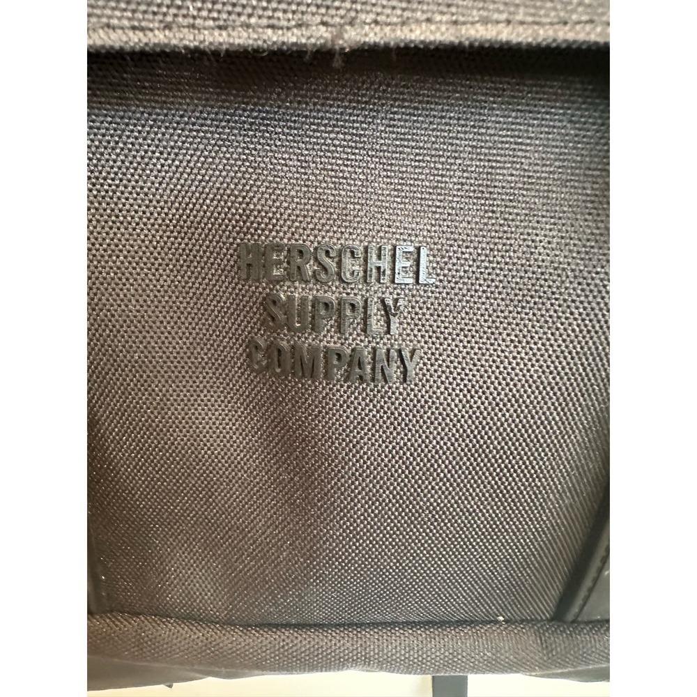 Hershel Large Coated Canvas Black Laptop Backpack EUC - Picture 3 of 11